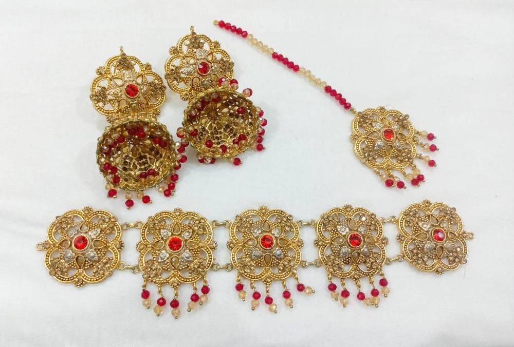Golden Floral Choker Set for Weddings Parties